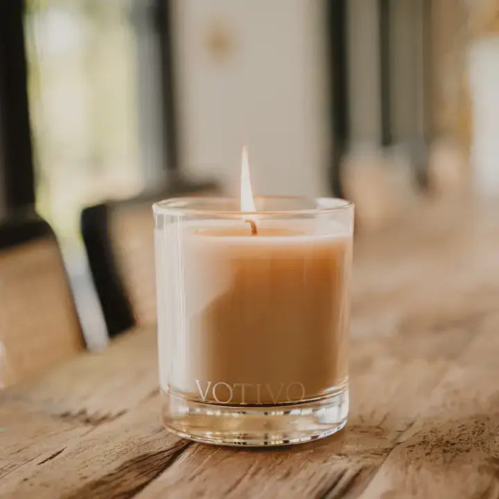 Clean Crisp White 10 oz. Signature Candle