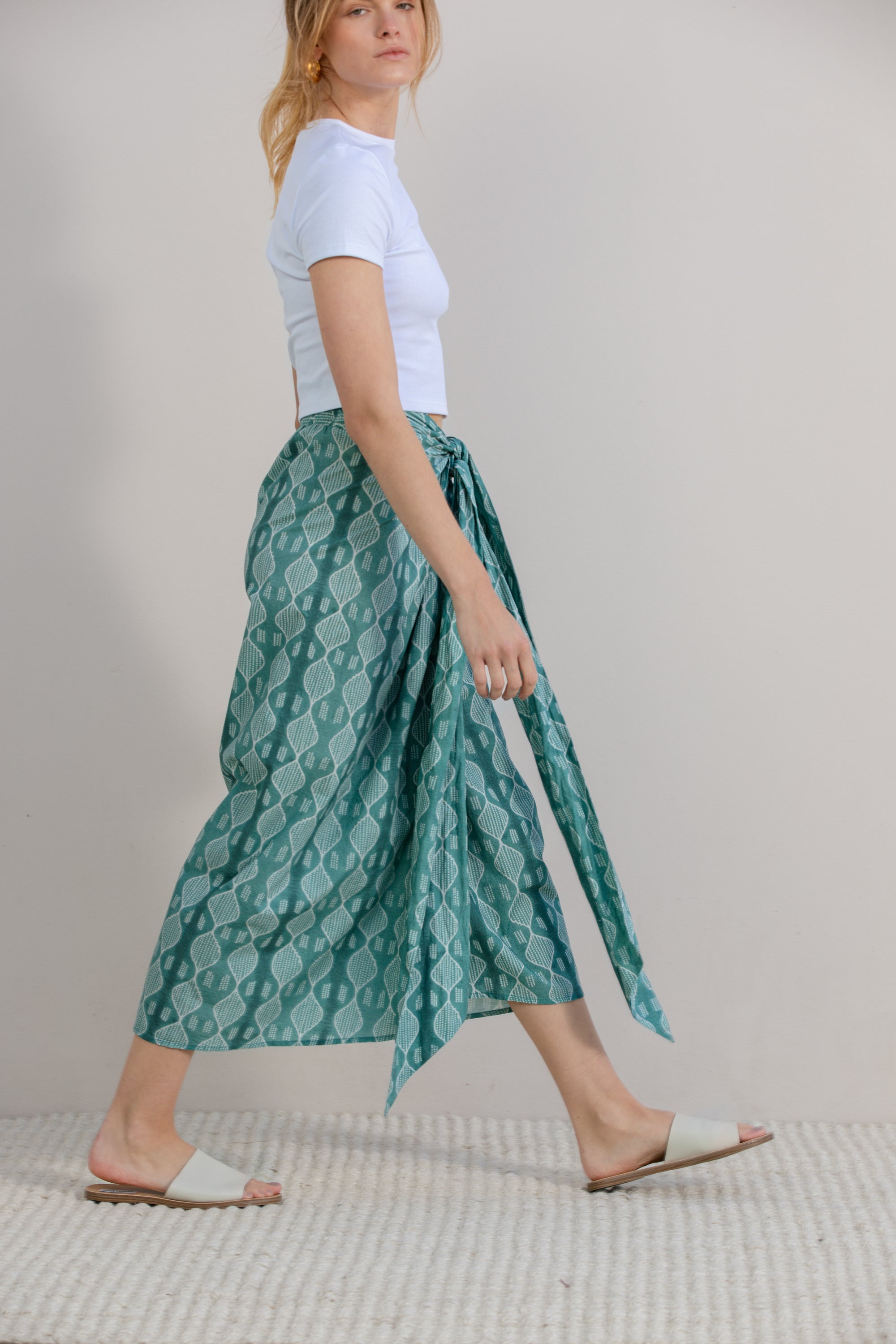 Beach-Skirt-Grotto-Jade
