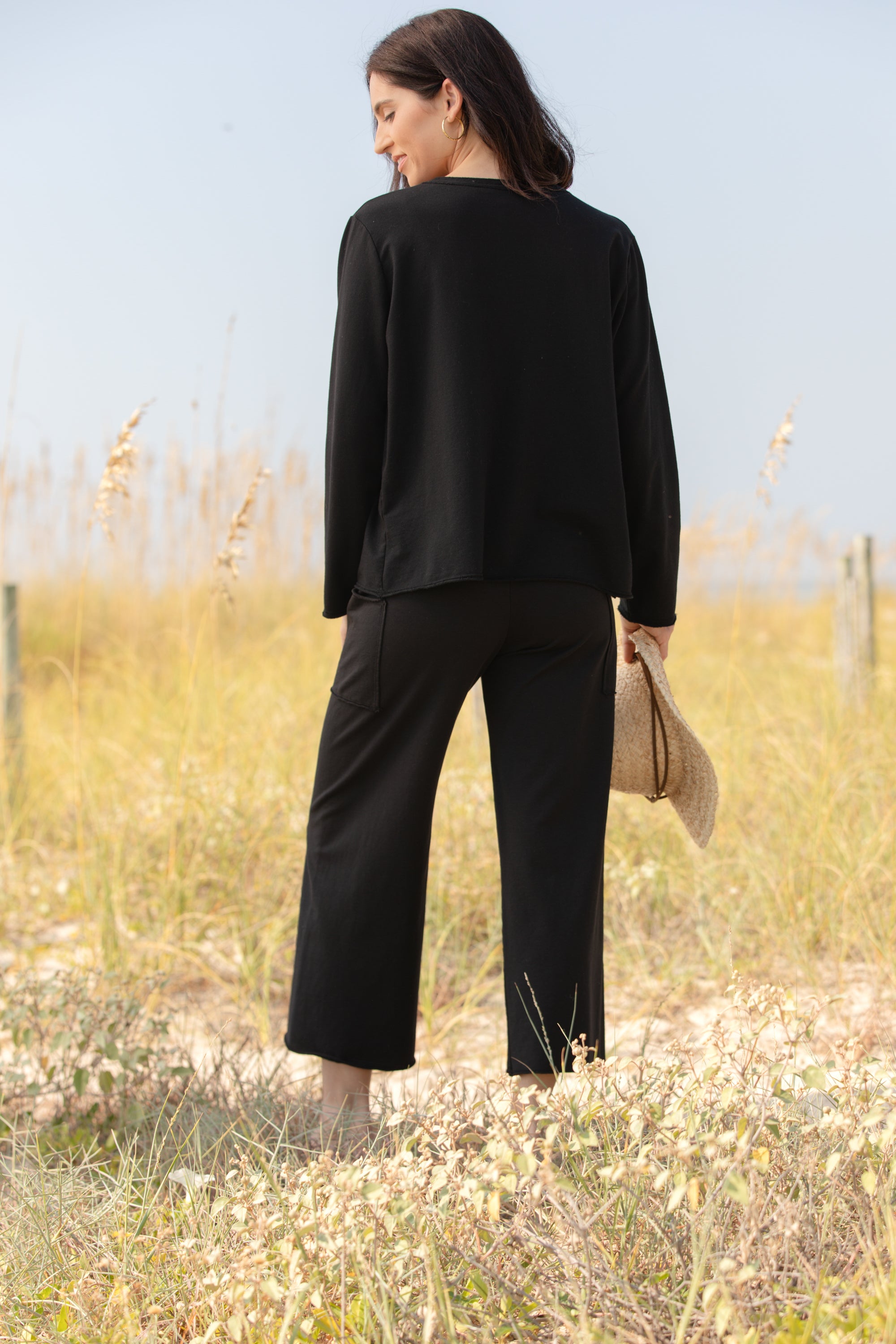 Becasa-Fall-SundayCottonPullover-Black