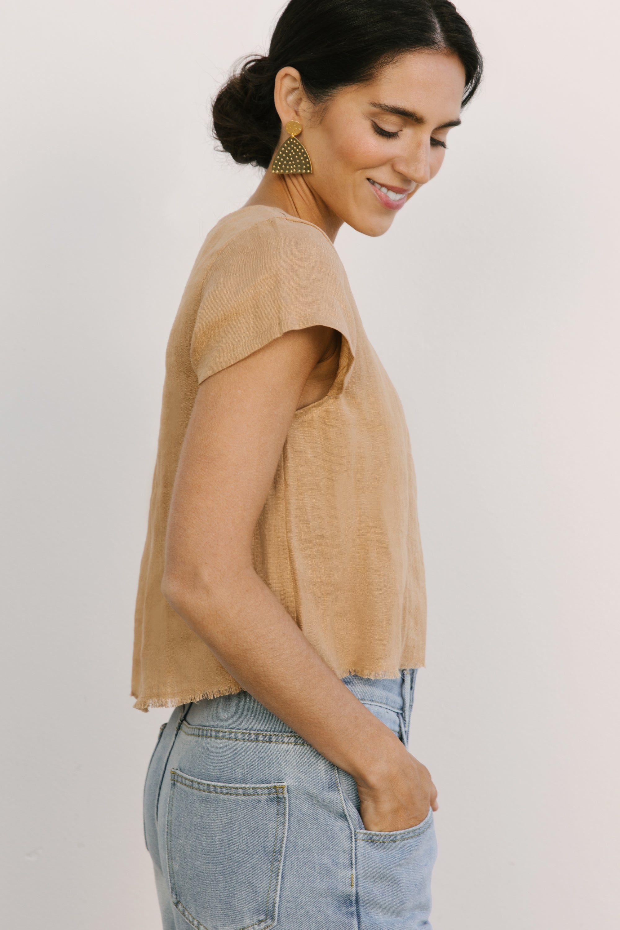 midi fringe top iced latte