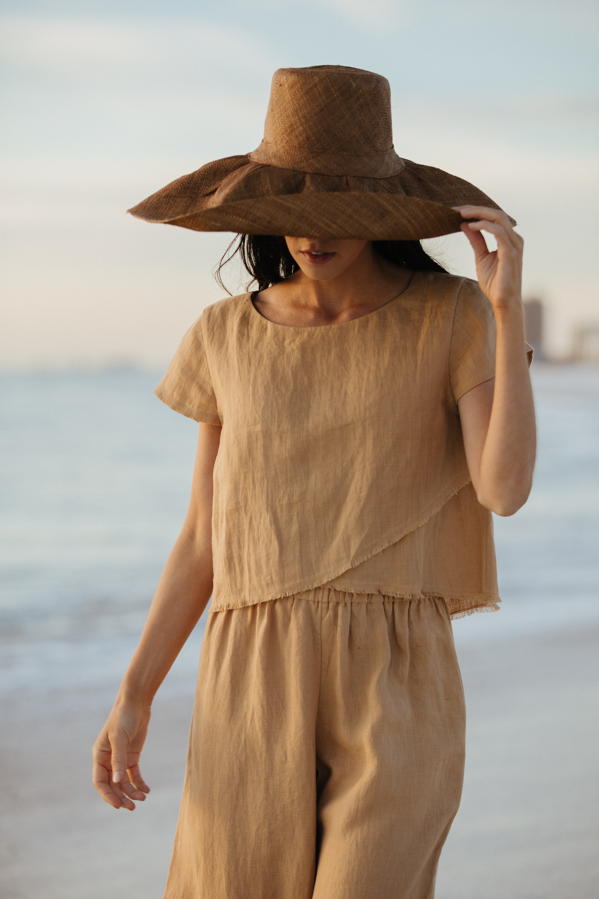 Becasa-Midi-Fringe-Top-Iced-Latte