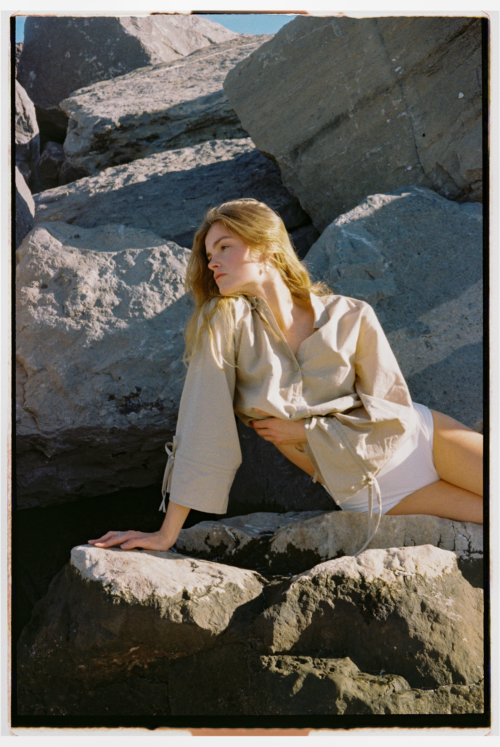 sail button up abbey stone