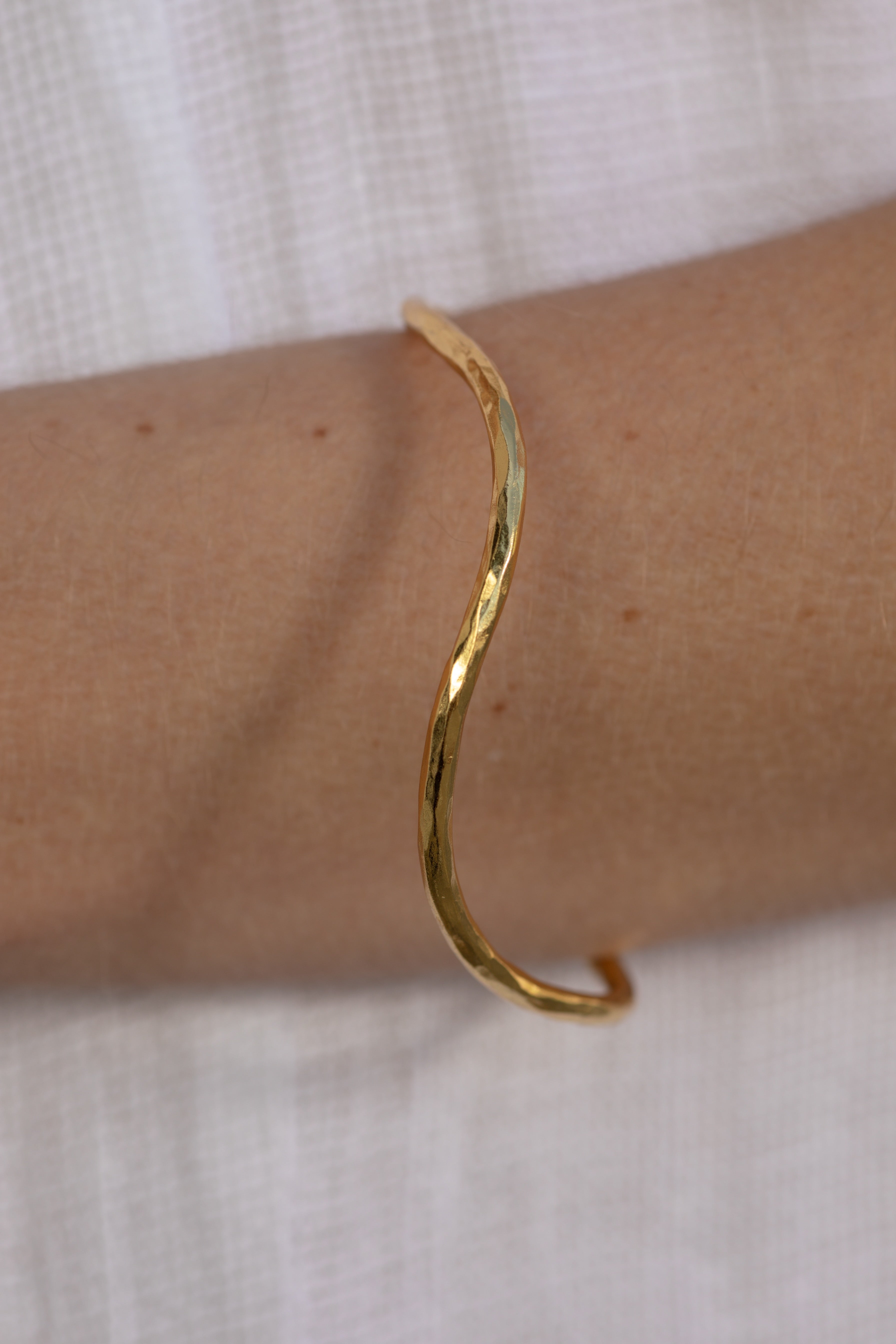 wave bangle