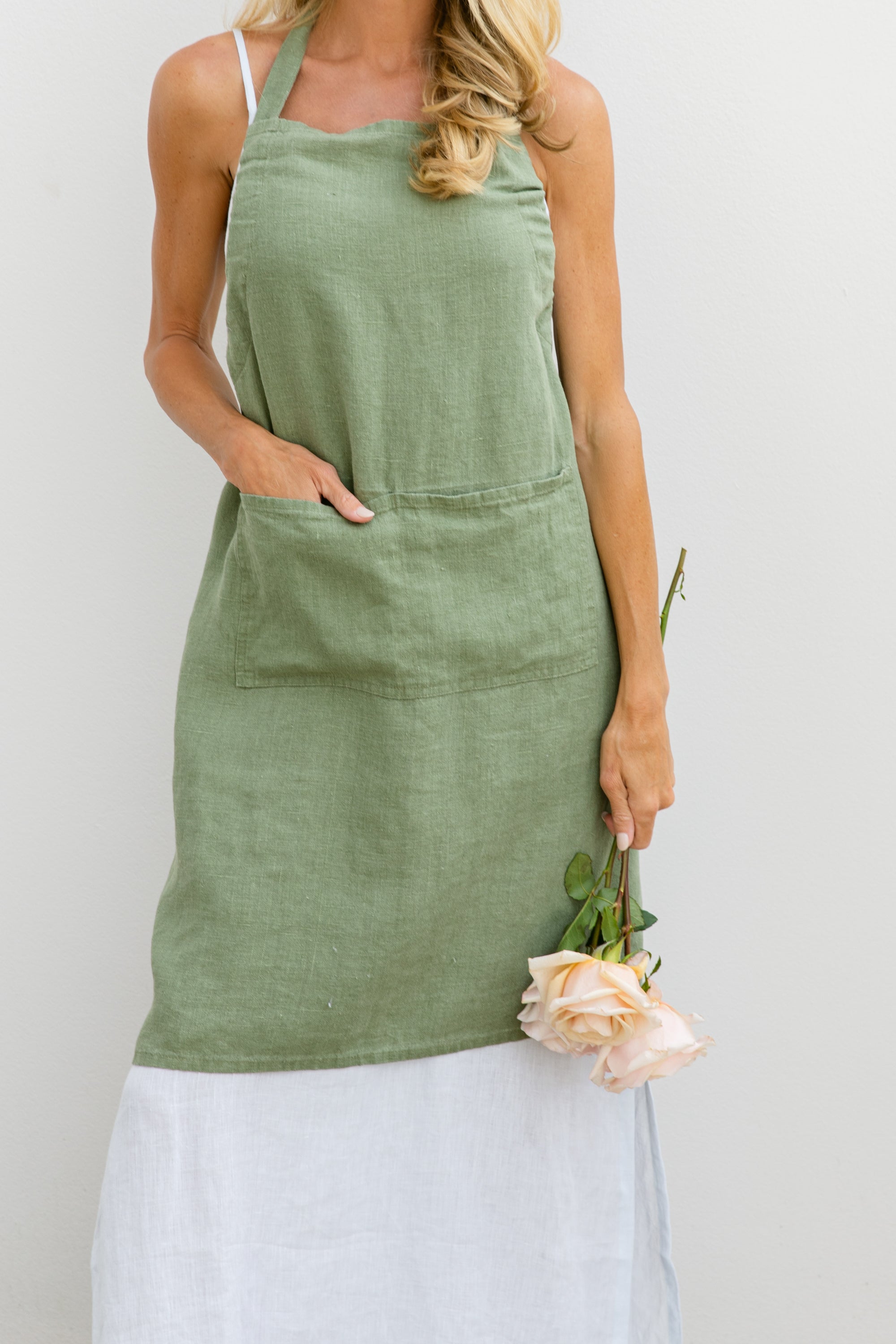 Adjustable Linen Apron - Khaki