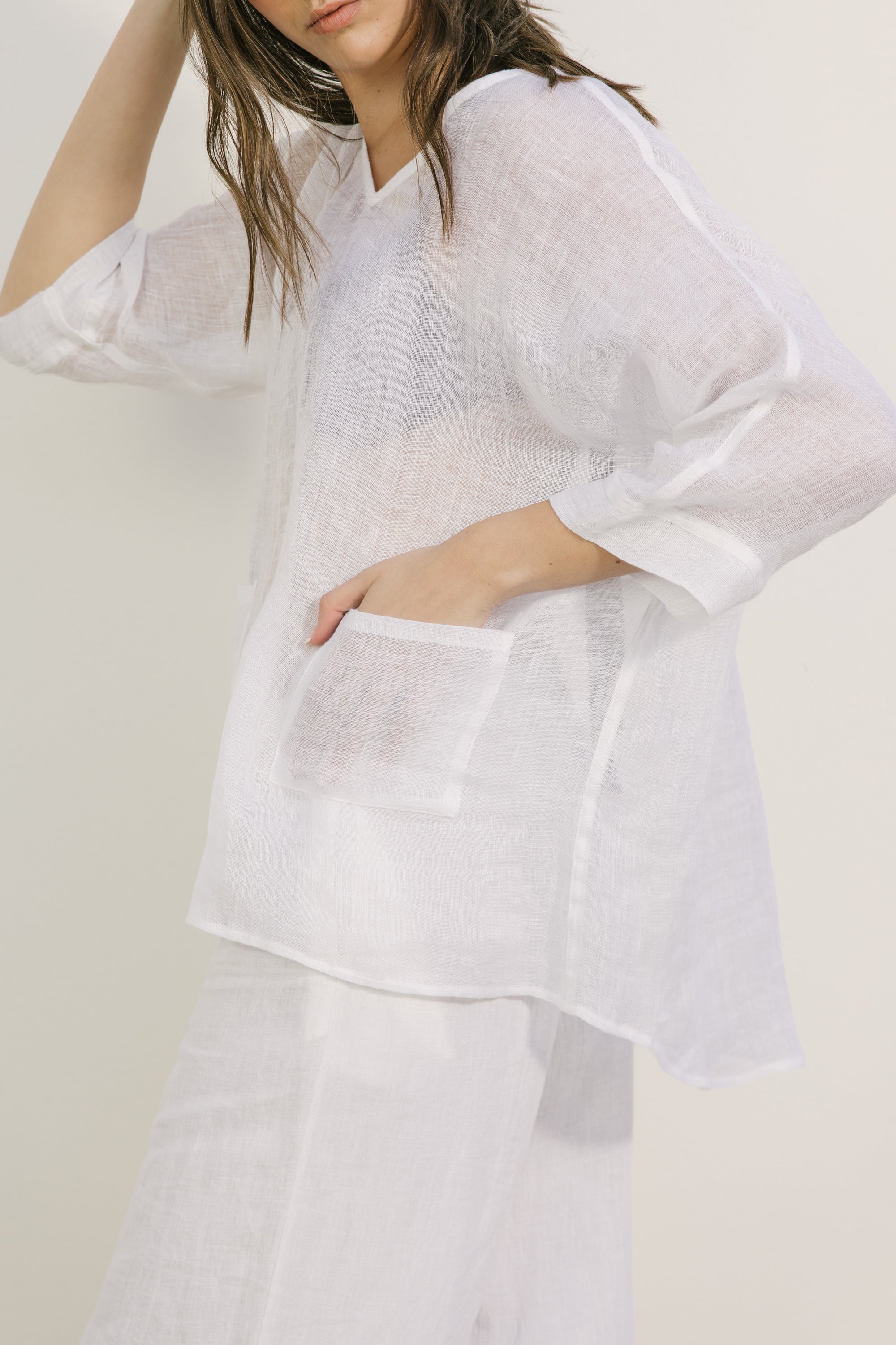 Weekend Mesh Linen Tee - White
