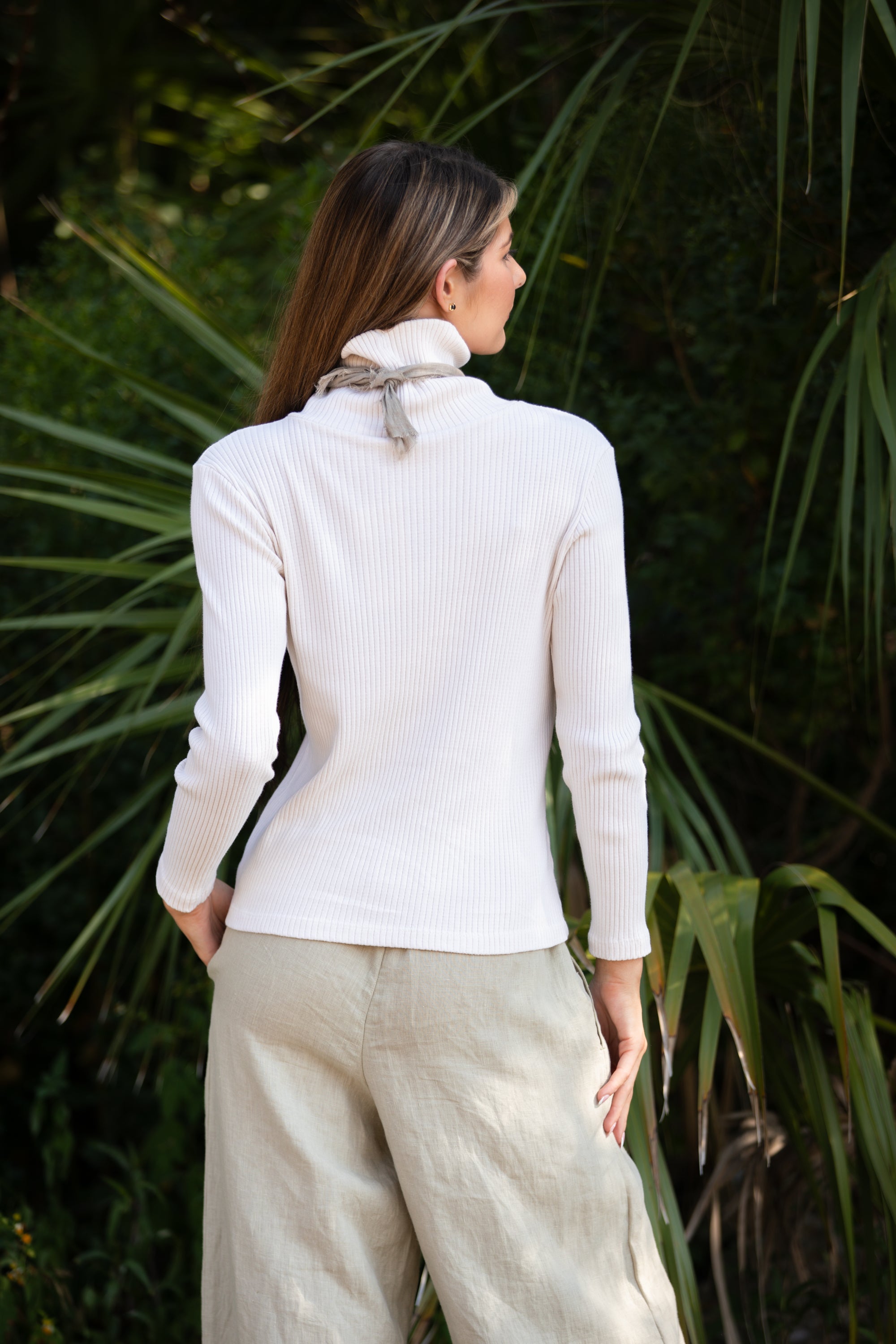 Becasa-Bonfire Sweater - Shellwhite 