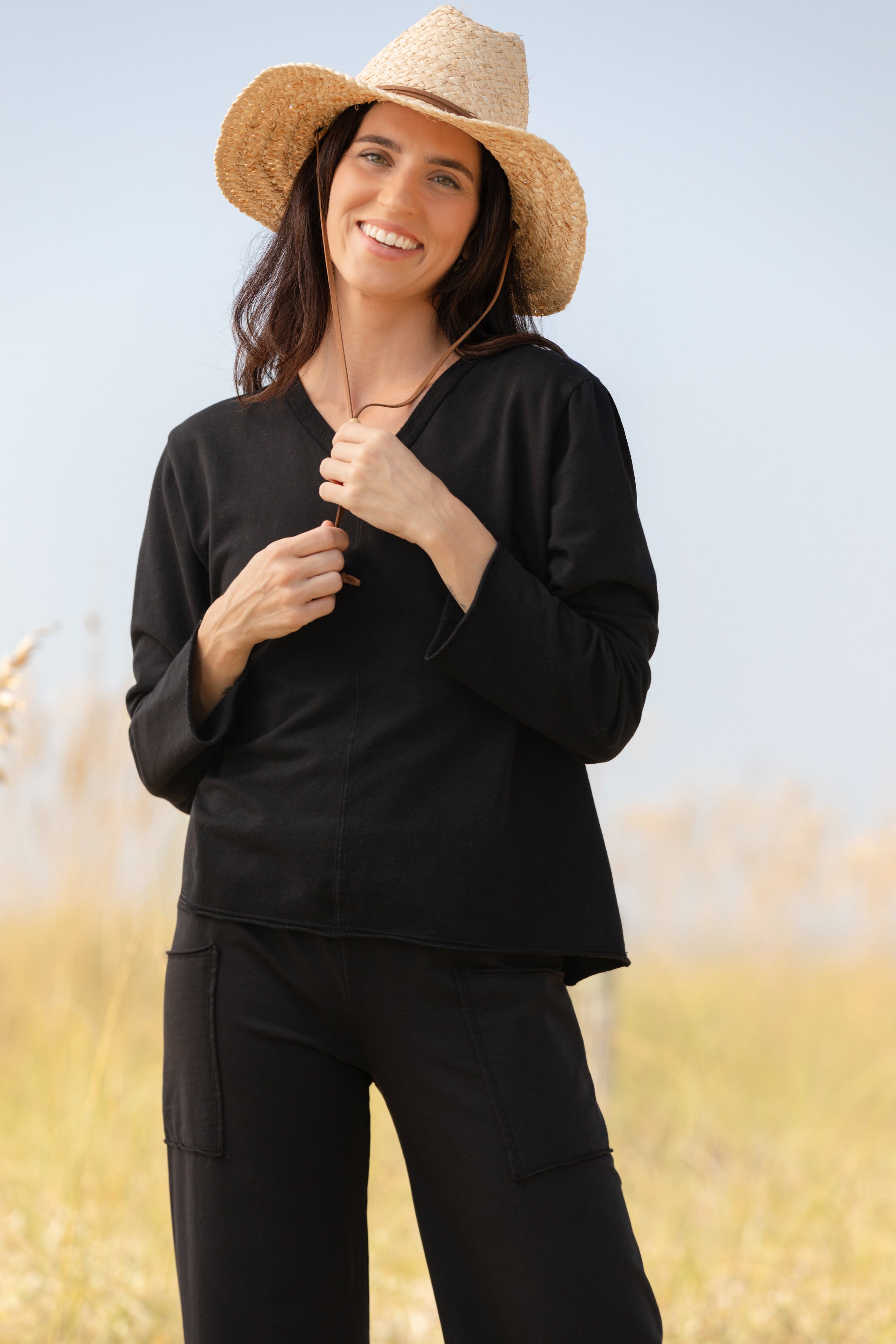 Becasa-Fall-SundayCottonPullover-Black 