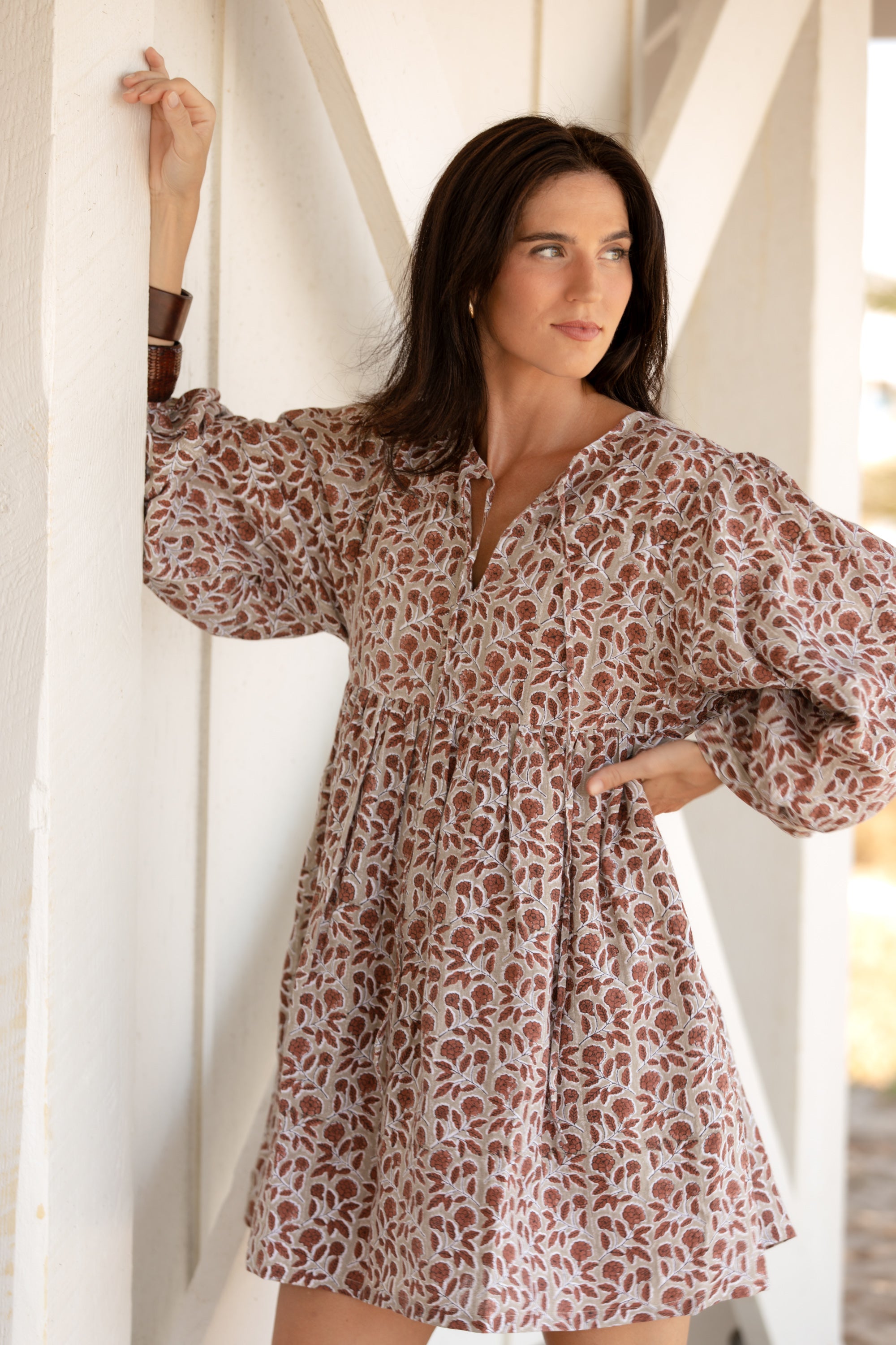 Becasa-Relaxed-Mini-Dress-Rouge-Floral