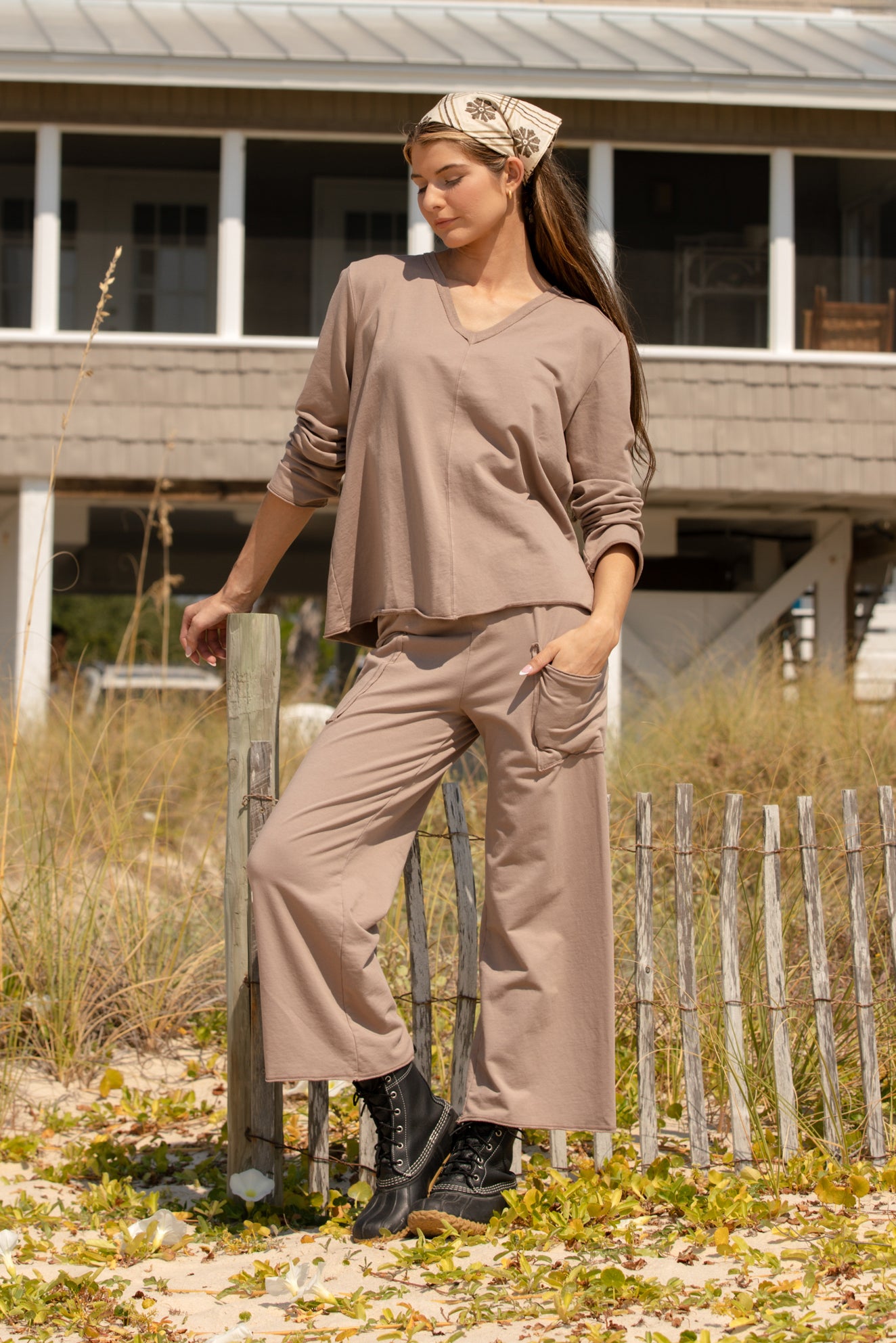 Becasa-Sunday-Cotton-Pullover-Taupe