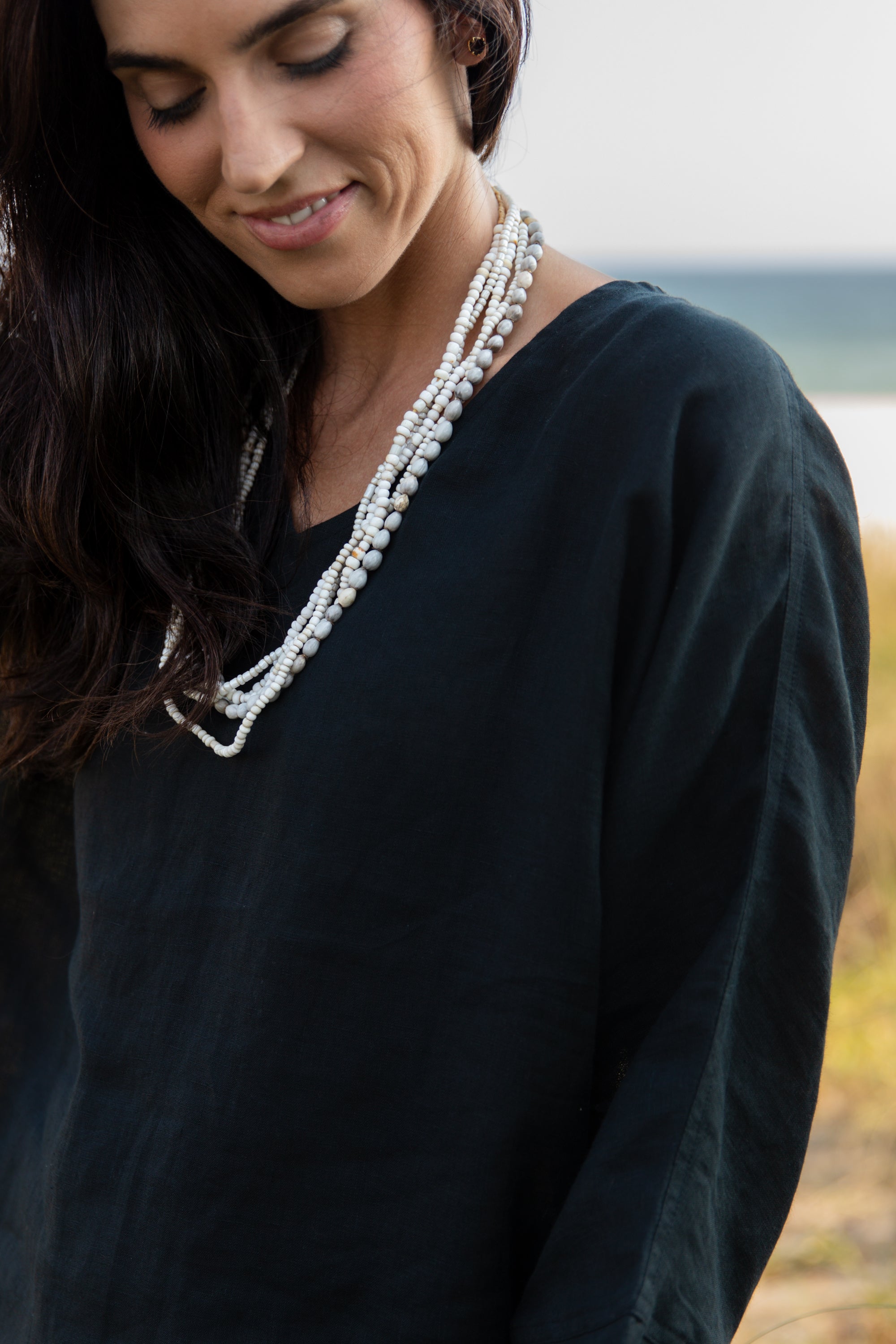 Becasa-Weekend-Linen-Tee-Black