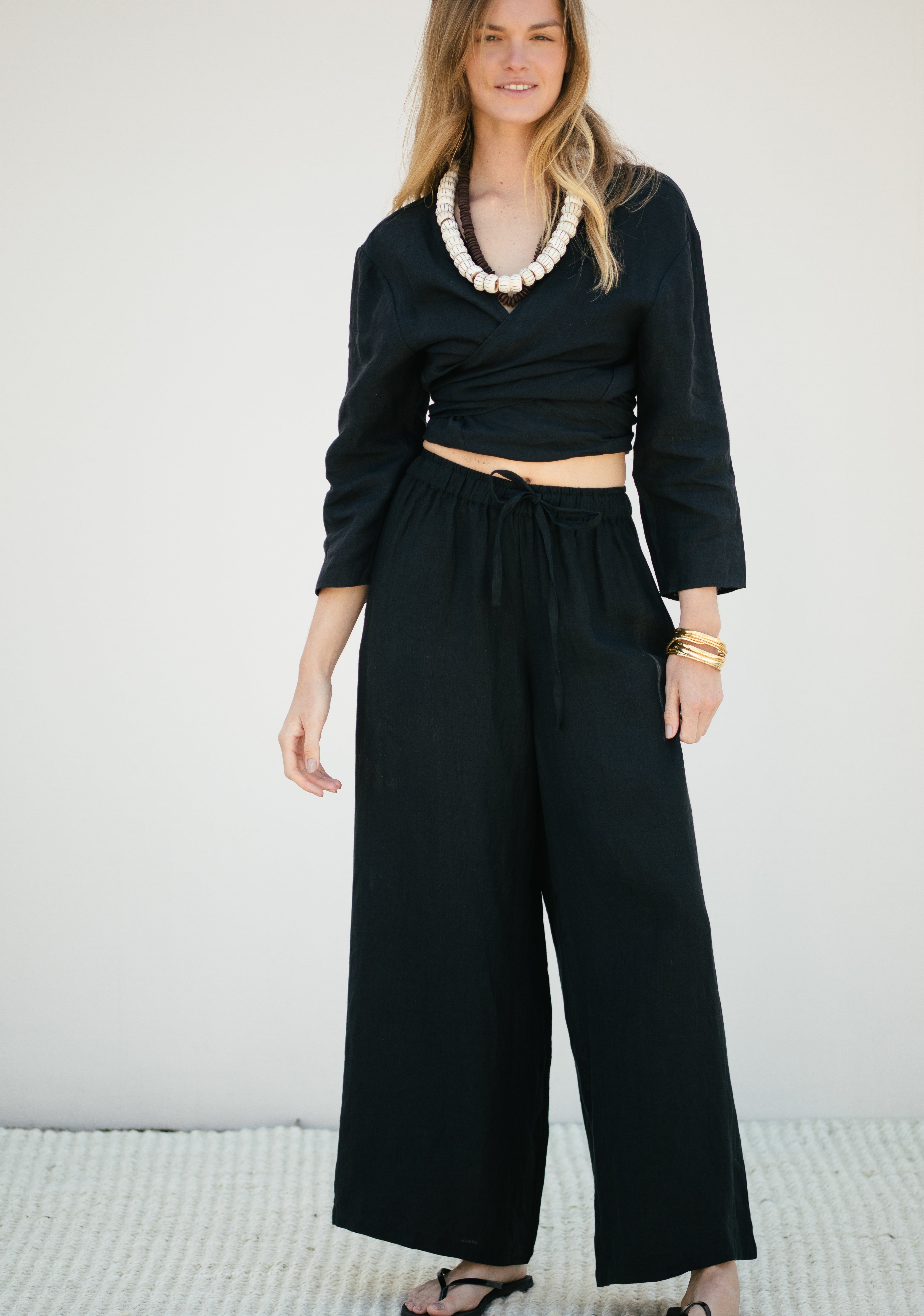 Linen-Wrap-Top-Black 