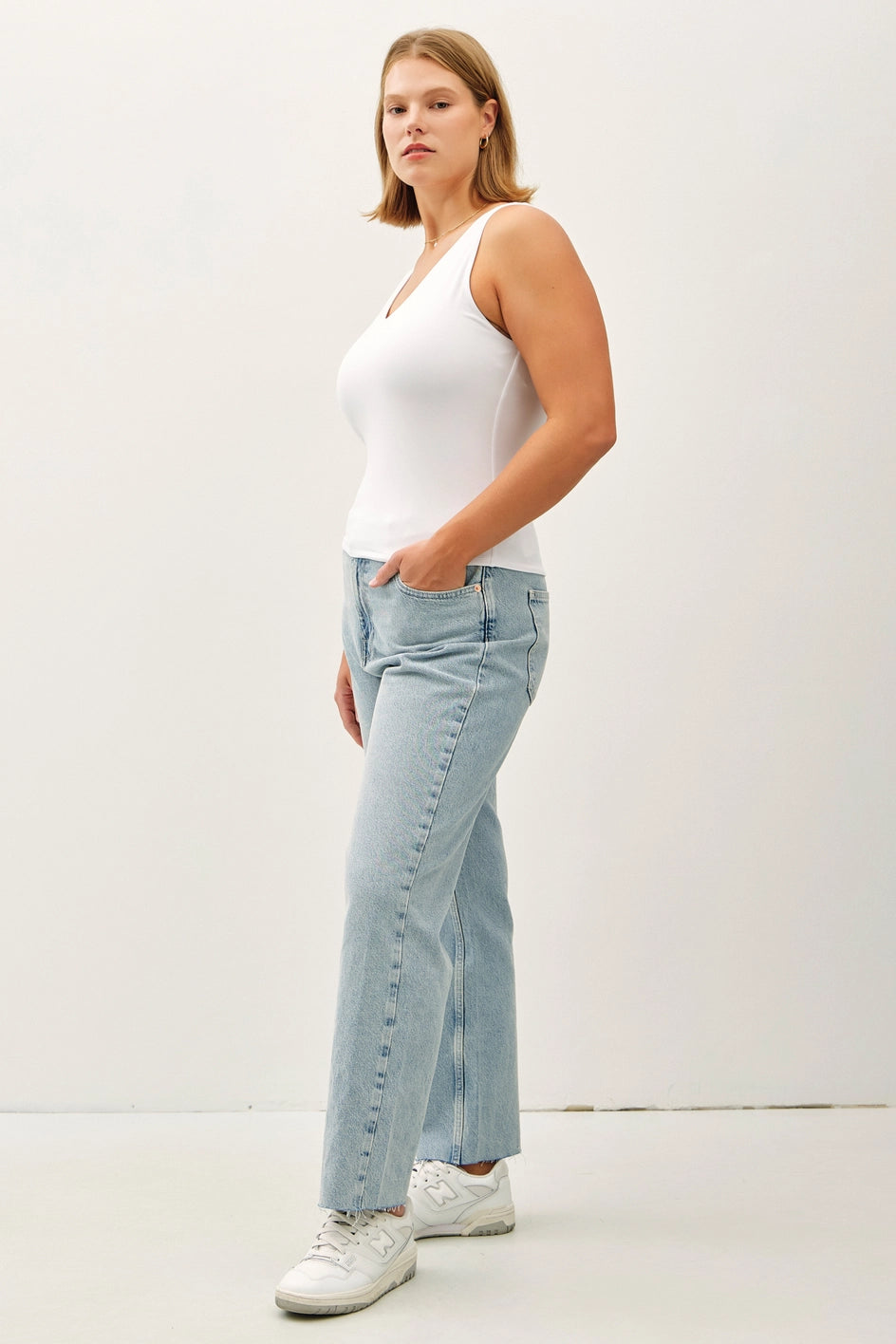 Plus Basic V-Neck Tank WH