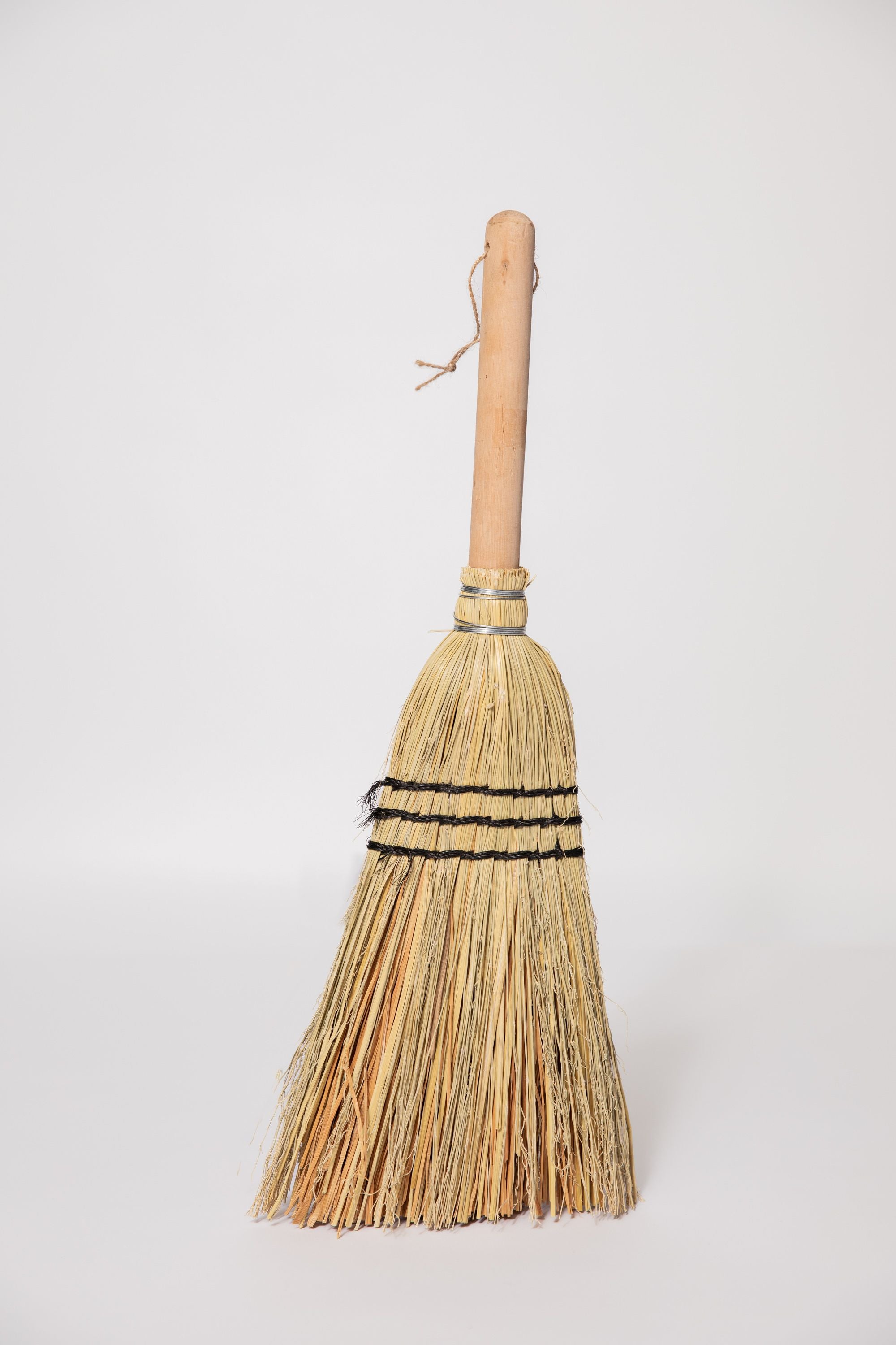 straw hand broom 