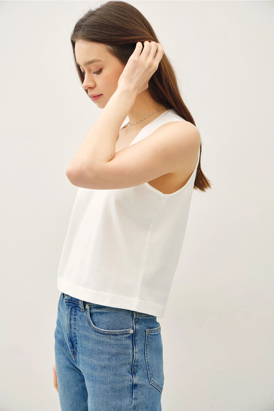 Cropped Basic V-Neck Tank - Ivory