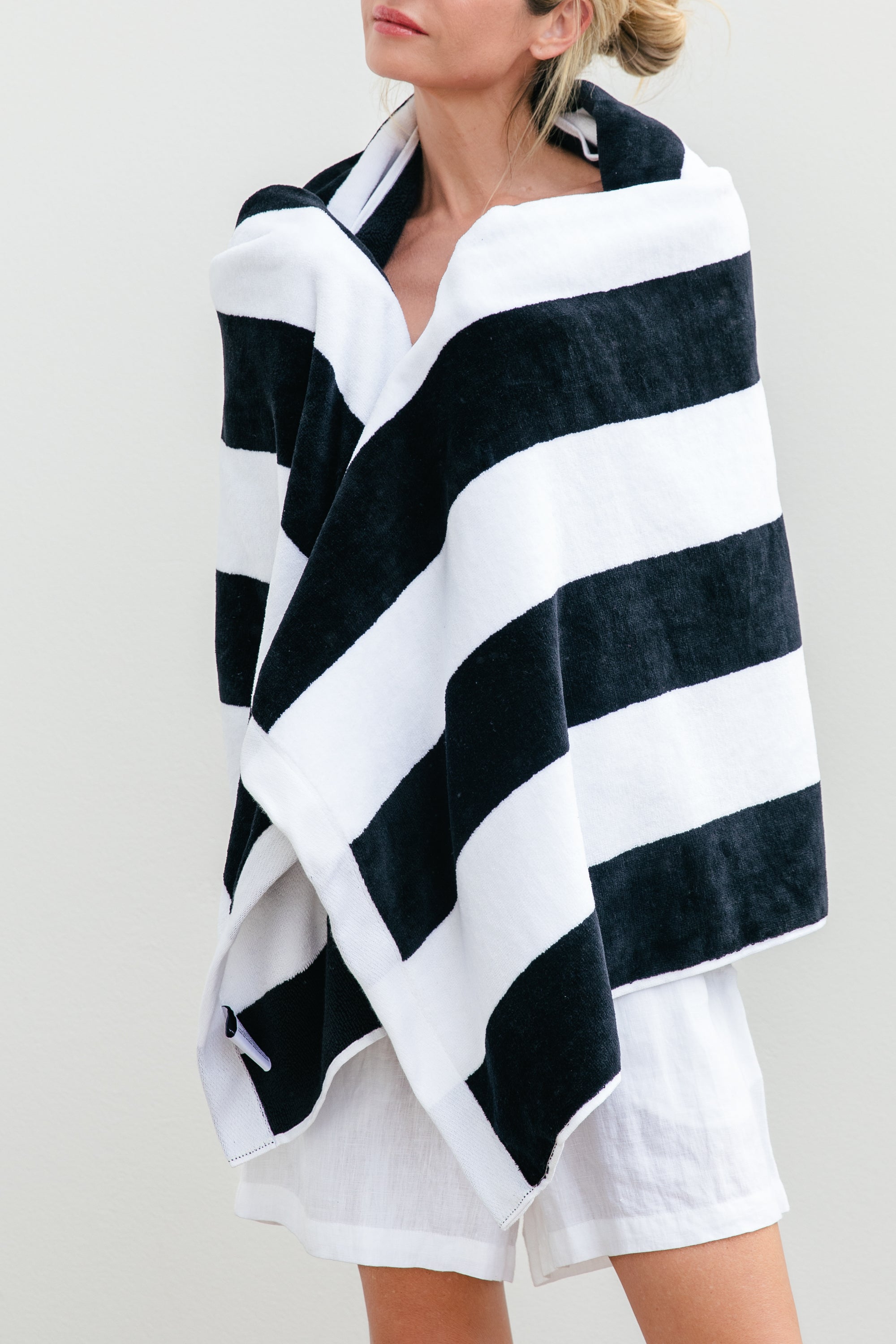 Classic Stripes Beach Towel - Black