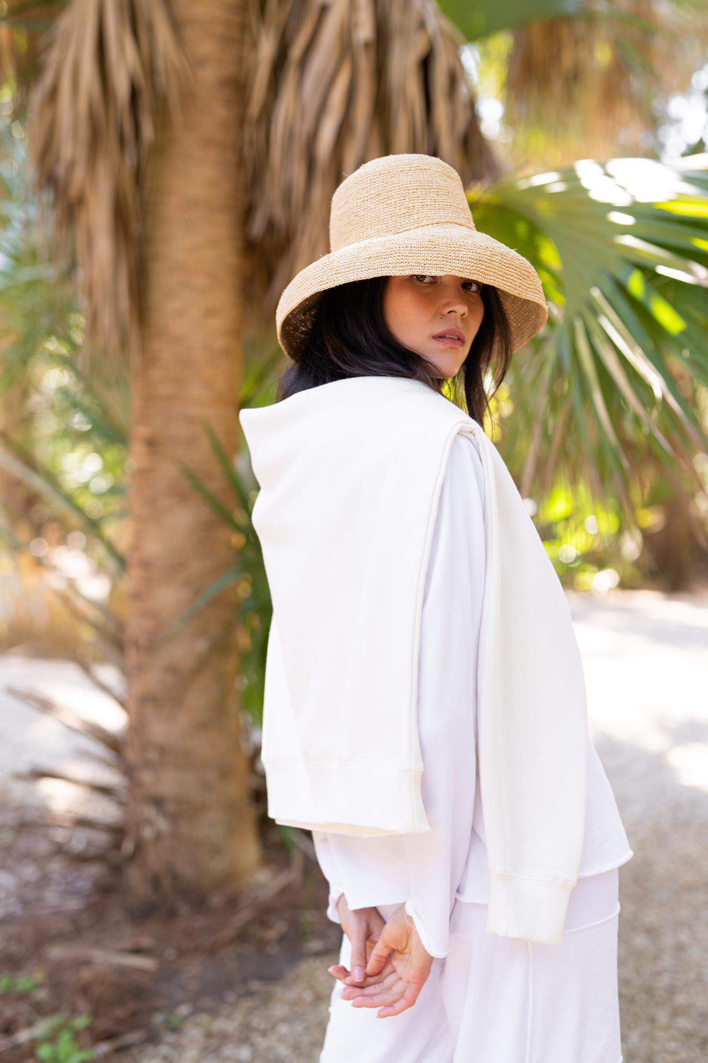 White Sunday Set