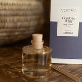clean crisp white reed diffuser