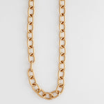 closeup chain