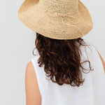 natural  leor crochet hat