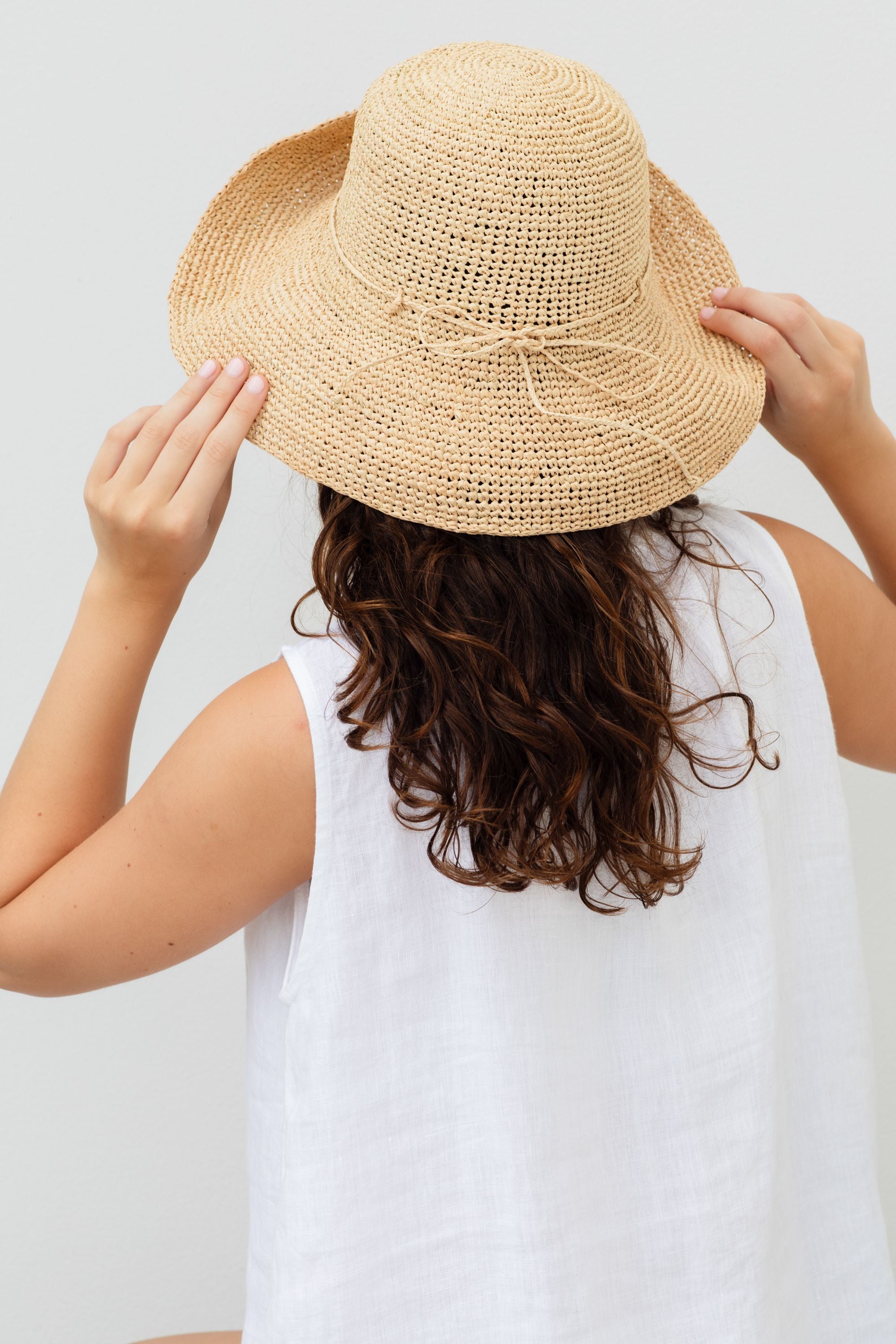 natural  leor crochet hat