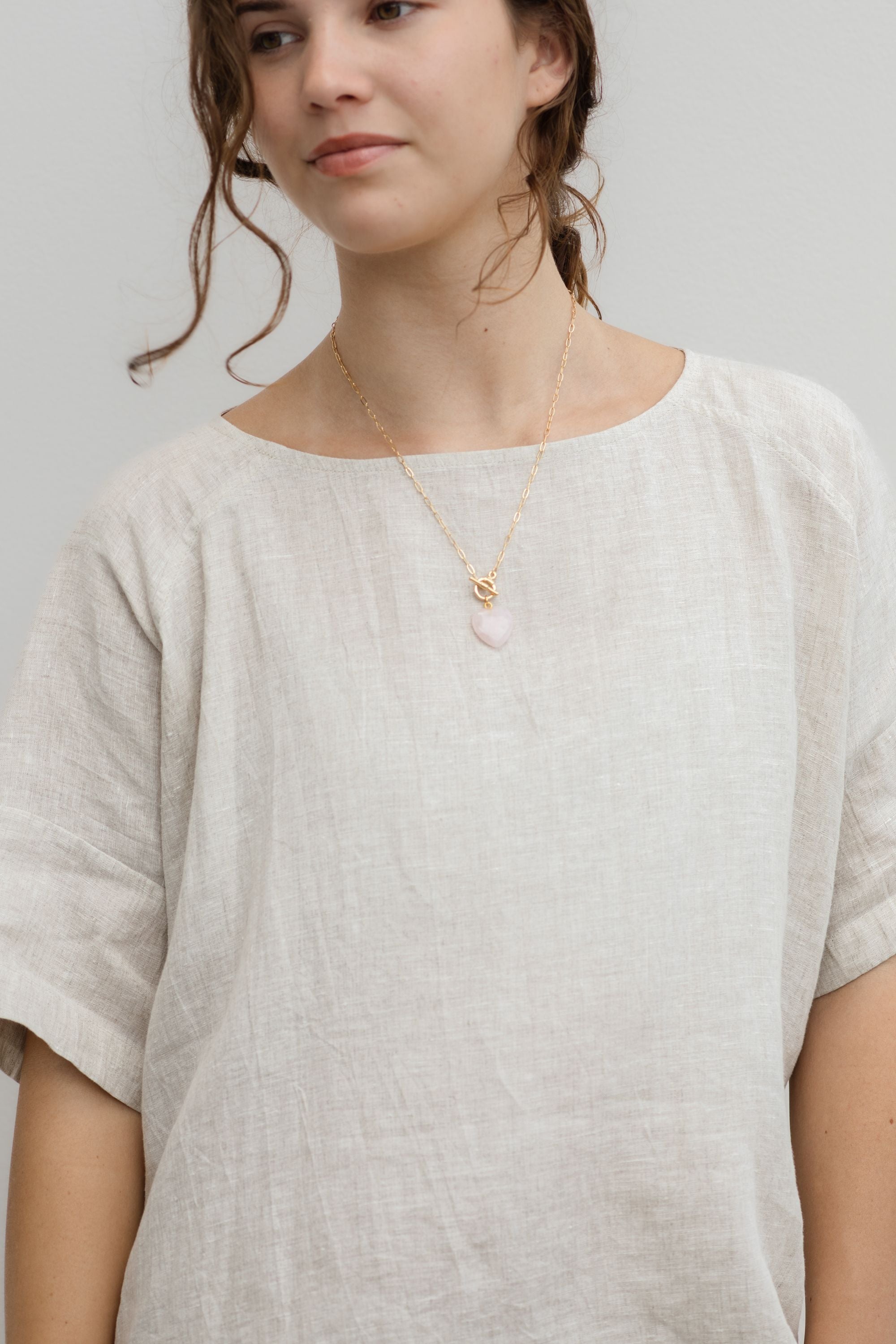 model necklace heart