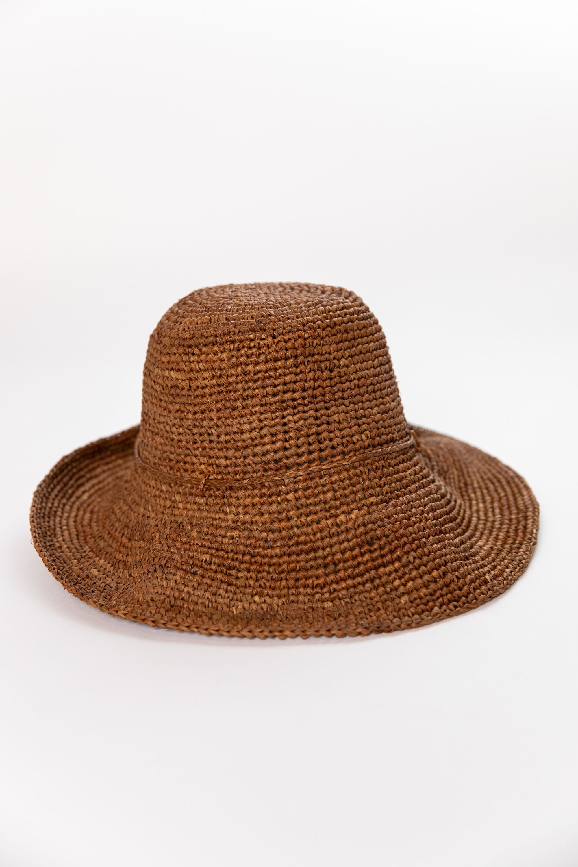 detail tobacco hat